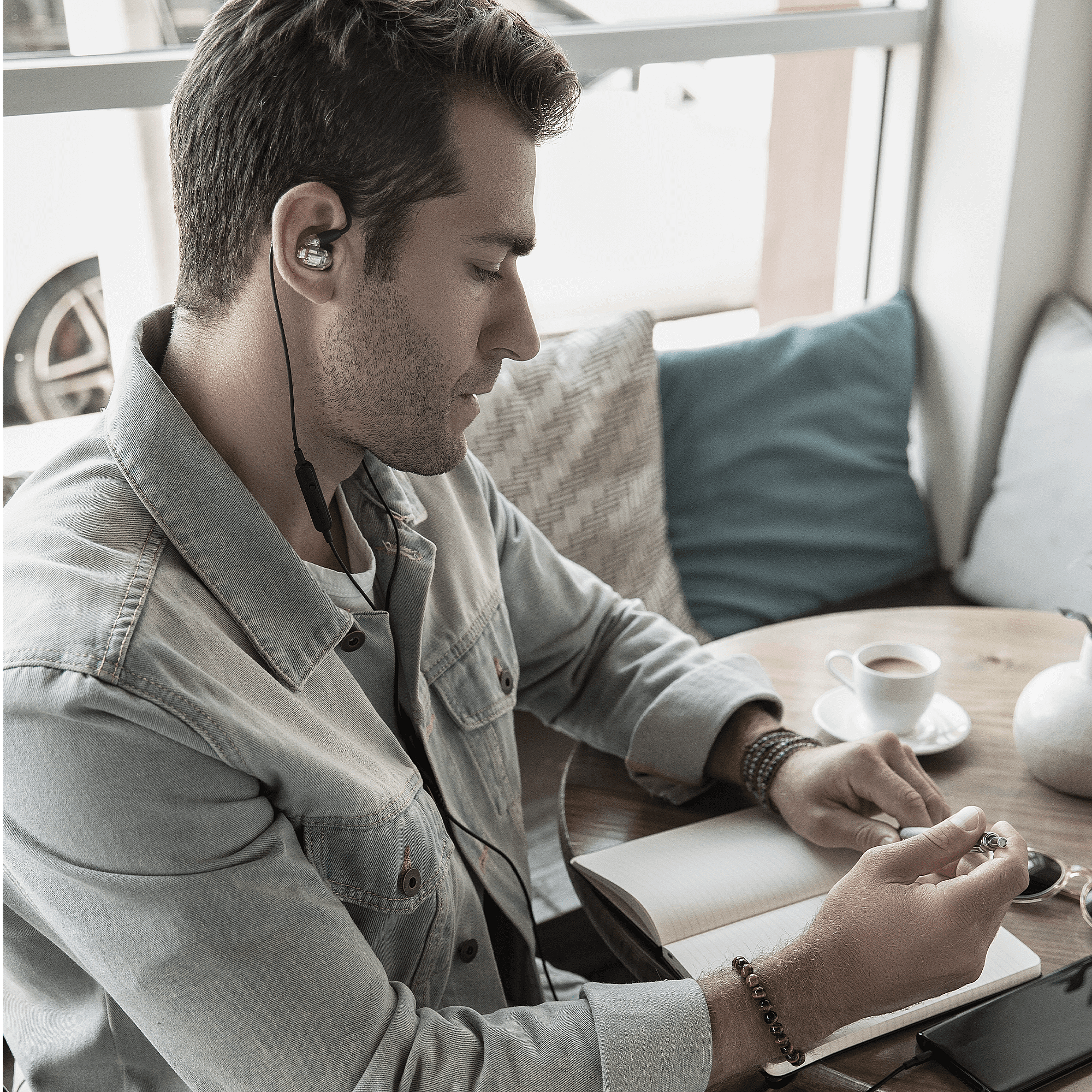 SHURE Sound Isolating Earphones